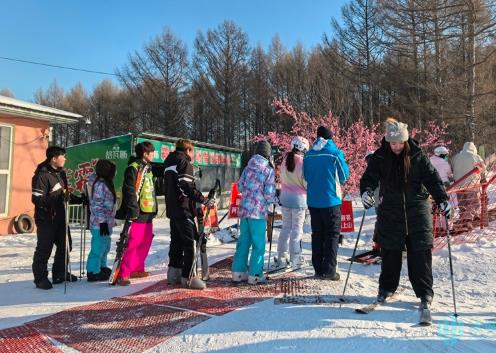 “中國(guó)滑雪之鄉(xiāng)”煥新接流量，阿城滑雪場(chǎng)差異化升級(jí)