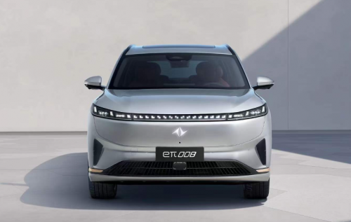 家庭出游首選！安全性高空間大的 SUV 推薦，長途自駕超舒適