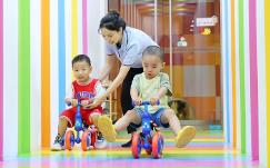 降低家庭養(yǎng)育成本 我國(guó)擬對(duì)托育服務(wù)專門(mén)立法