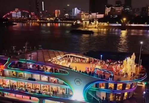 多彩文旅活動(dòng)將節(jié)日氛圍“拉滿(mǎn)” 各地喜氣洋洋、歡樂(lè)祥和迎新年