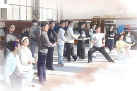 為戲曲傳承開辟“年輕態(tài)傳播路徑” 古老秦腔 創(chuàng)新“出圈”