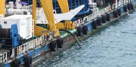 我國首條國產(chǎn)絕緣材料海底電纜在潿洲島海域開始敷設(shè)