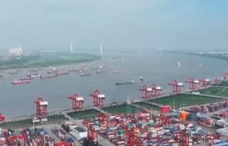 42億噸、1.7億噸，再創(chuàng)新高！“數(shù)”說長江黃金水道戰(zhàn)略通道功能增強