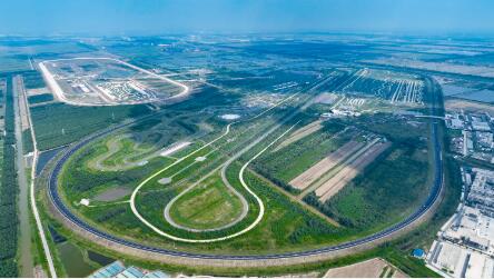 中汽中心：勇?lián)肫笫姑?聚力汽車強國