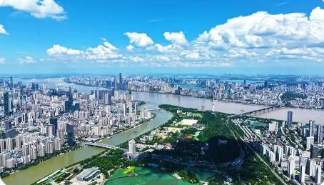 長(zhǎng)江母親河重新煥發(fā)生機(jī)活力——國(guó)新辦發(fā)布會(huì)聚焦長(zhǎng)江經(jīng)濟(jì)帶發(fā)展十年成效