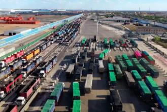 2025年內(nèi)蒙古陸路口岸貨運(yùn)量達(dá)1.32億噸　蟬聯(lián)全國(guó)第一