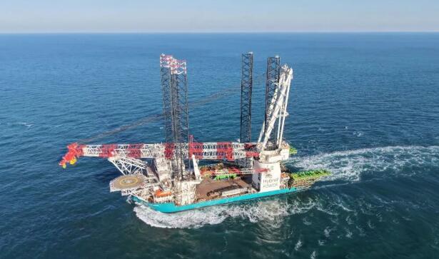 中集來(lái)福士建造的Norse Energi風(fēng)電安裝船交付