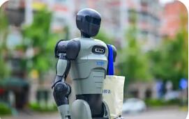 站得住、走得穩(wěn)、跑得快 2025年我國(guó)發(fā)布人形機(jī)器人產(chǎn)品超330款