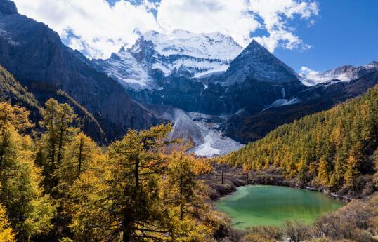 “景區(qū)終身門票”激活地方文旅新動能