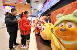 馬年春節(jié)假日盤點(diǎn)·電影篇丨題材多、票根俏、影旅熱——“電影+”燃動新春