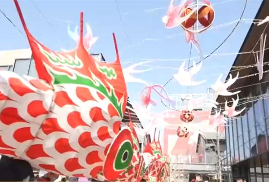 “到中國過春節(jié)”成為新風(fēng)尚 中國傳統(tǒng)文化和年俗“沉浸式”體驗(yàn)圈粉無數(shù)