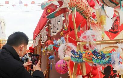 春節(jié)消費(fèi)人氣足 多個(gè)數(shù)據(jù)彰顯內(nèi)需活力