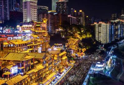 春節(jié)消費(fèi)市場(chǎng)熱潮開(kāi)新局，開(kāi)門(mén)紅火勢(shì)頭長(zhǎng)盛耀九霄