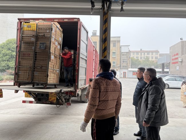 湖北黃梅：馬年新春保供忙&nbsp;物流一線顯擔(dān)當(dāng)