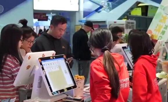 “電影院文化”催生“新年俗” 下沉市場爆發(fā)式增長