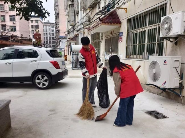 汗水擦亮文明底色 志愿溫暖兩座家園