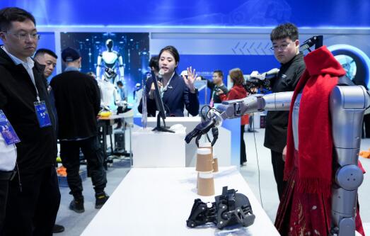 重點(diǎn)賽道積蓄乘勢 從中關(guān)村論壇年會看見未來產(chǎn)業(yè)之“未來”