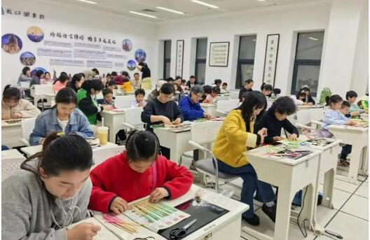 書香長沙·清明文韻：長沙圖書館繪就全民閱讀新圖景