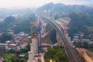 一季度鐵路投資穩(wěn)步增長(zhǎng) 客運(yùn)量創(chuàng)新高