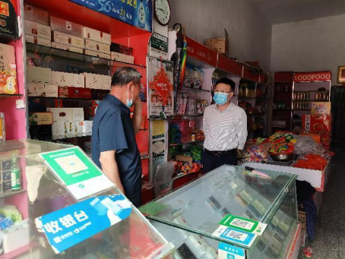 情系零售客戶 重振經(jīng)營(yíng)信心——商水縣煙草專賣局主要負(fù)責(zé)人走訪農(nóng)村卷煙零售商戶