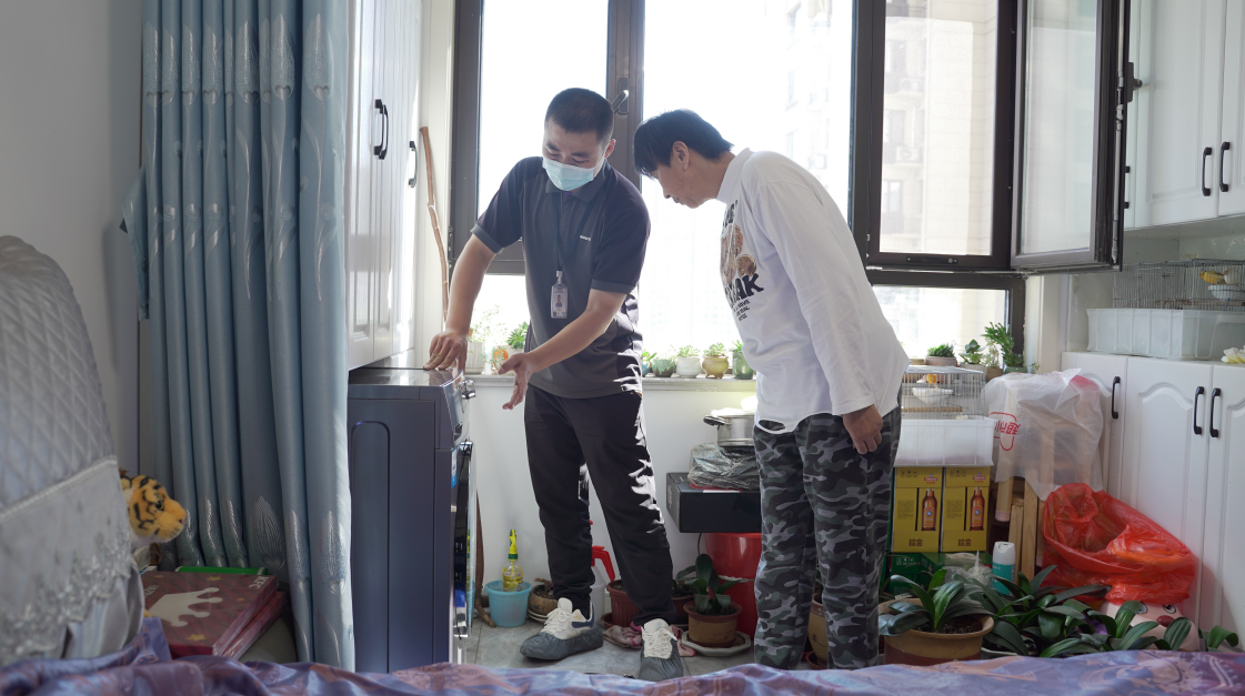 走心了！重陽節(jié)海爾智家為6旬殘疾人運動員帶去智慧洗護新場景