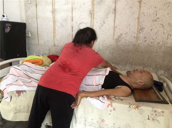 羅覃寶：病臥于床，卻依然仰望星空