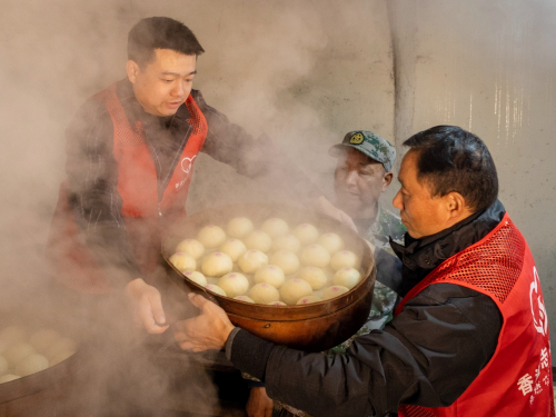 浙江縉云：多彩志愿服務(wù)升騰幸?！澳晡丁?></a></div><!-- img end -->	<div   id=