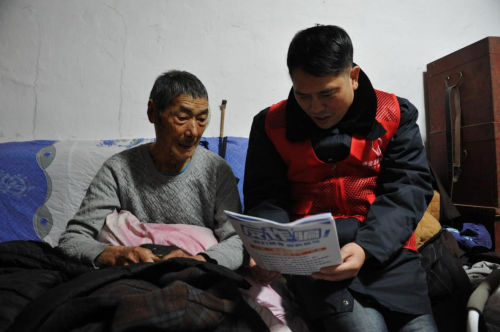 浙江省遂昌縣煙草專賣局：“香溢”志愿行 助力結(jié)對村安全暖心過大年