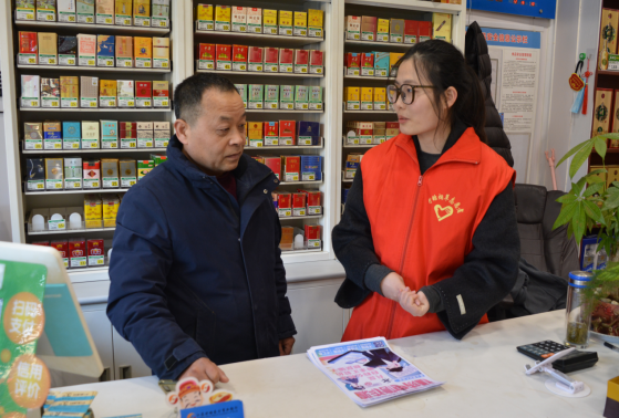 江蘇盱眙煙草：情系客戶(hù)常走訪(fǎng) 護(hù)航新年不放松