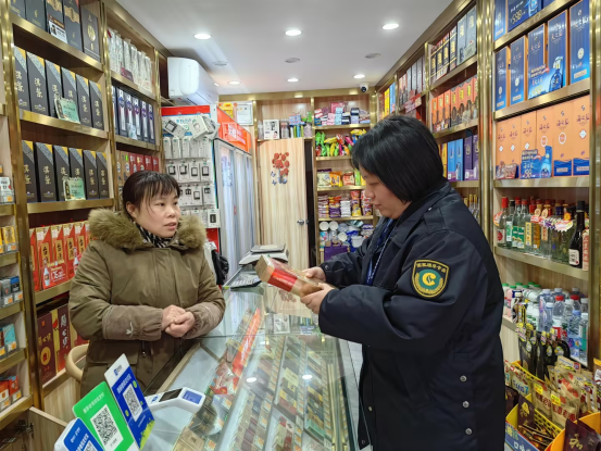 江漢煙草有個(gè)“朱師傅”