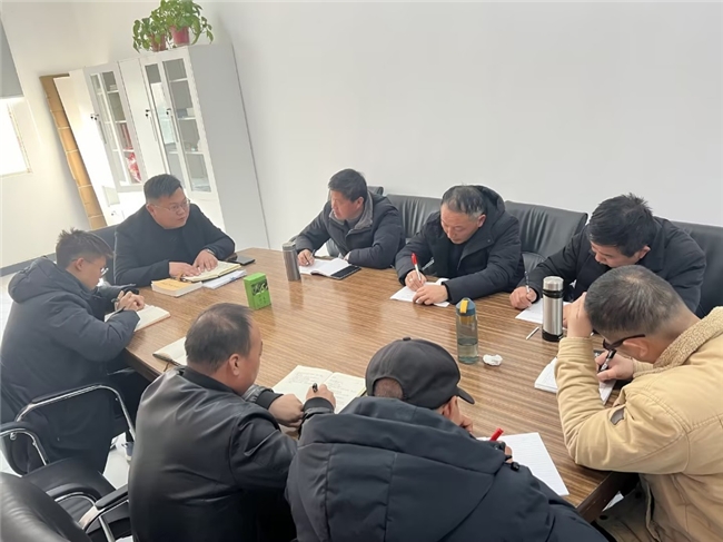 同心共商謀發(fā)展，聯(lián)農(nóng)惠農(nóng)富龍年