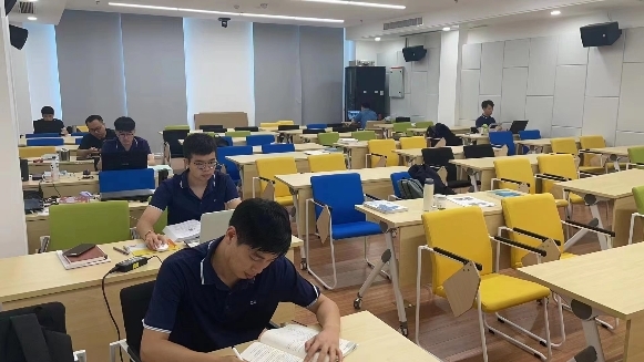 破立并舉！推動(dòng)青年人才冒尖出彩