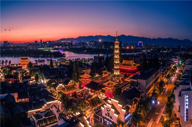 漫步古街感受傳統(tǒng)與現(xiàn)代交融，通聯(lián)支付共建衢州古城智慧景區(qū)