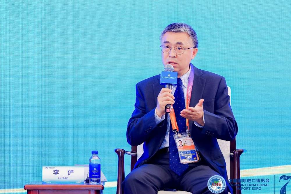 高通公司技術(shù)標(biāo)準(zhǔn)副總裁李儼：以標(biāo)準(zhǔn)國際合作推動(dòng)智能制造技術(shù)創(chuàng)新