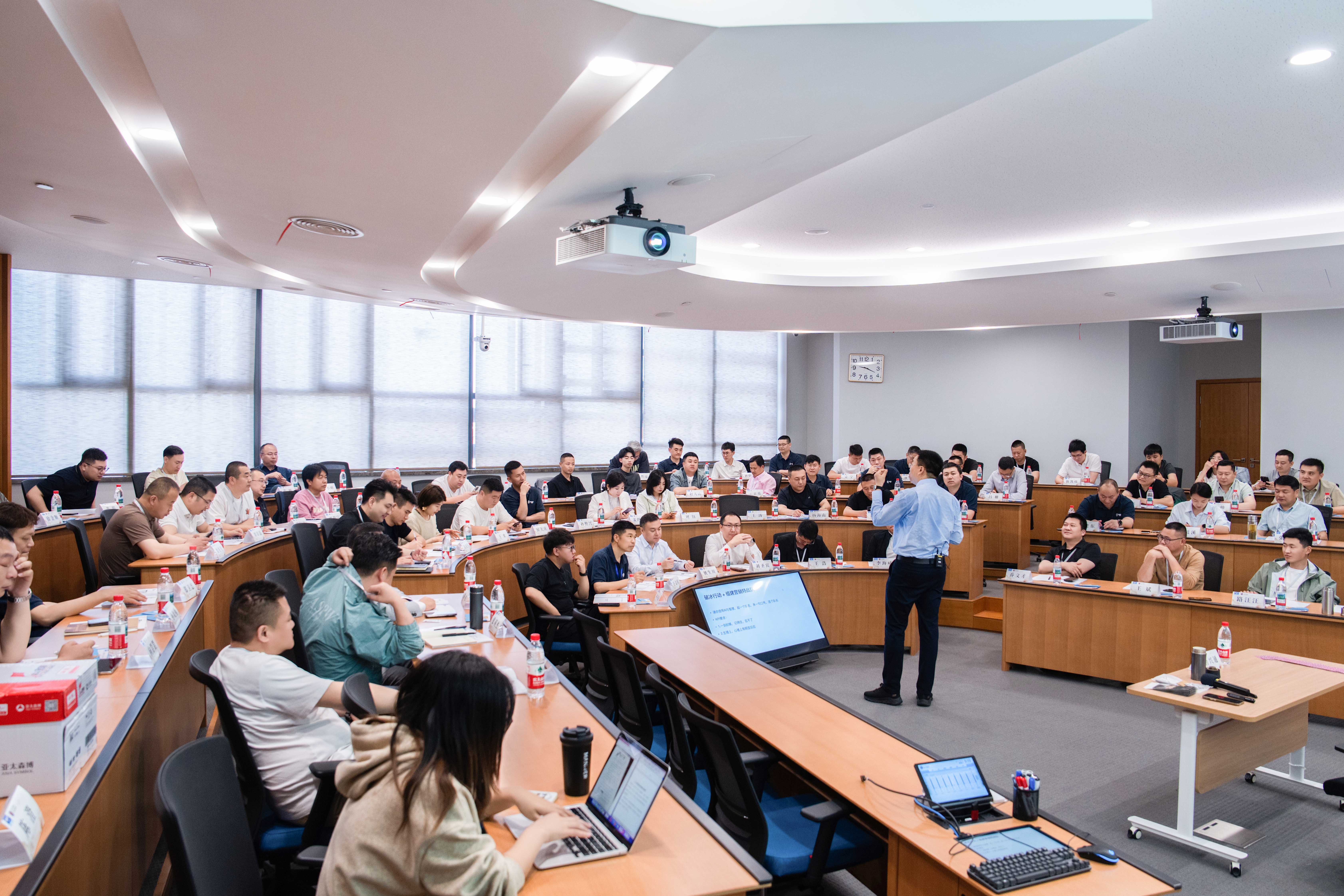 從價值共鳴到生態(tài)共建，解碼正泰安能渠道建設(shè)的底層邏輯