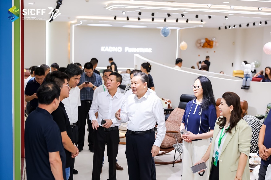 2_1600_3000_gif (4) 2_1600_3000_gif (4)