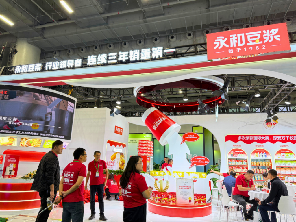 一杯豆?jié){的校園使命：永和豆?jié){如何開(kāi)啟教育后勤的大門(mén)？