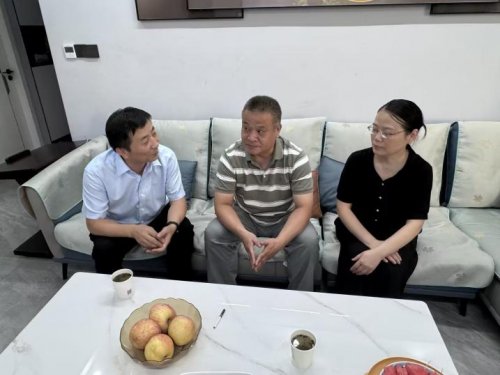 清風(fēng)護(hù)航 廉韻悠長(zhǎng)